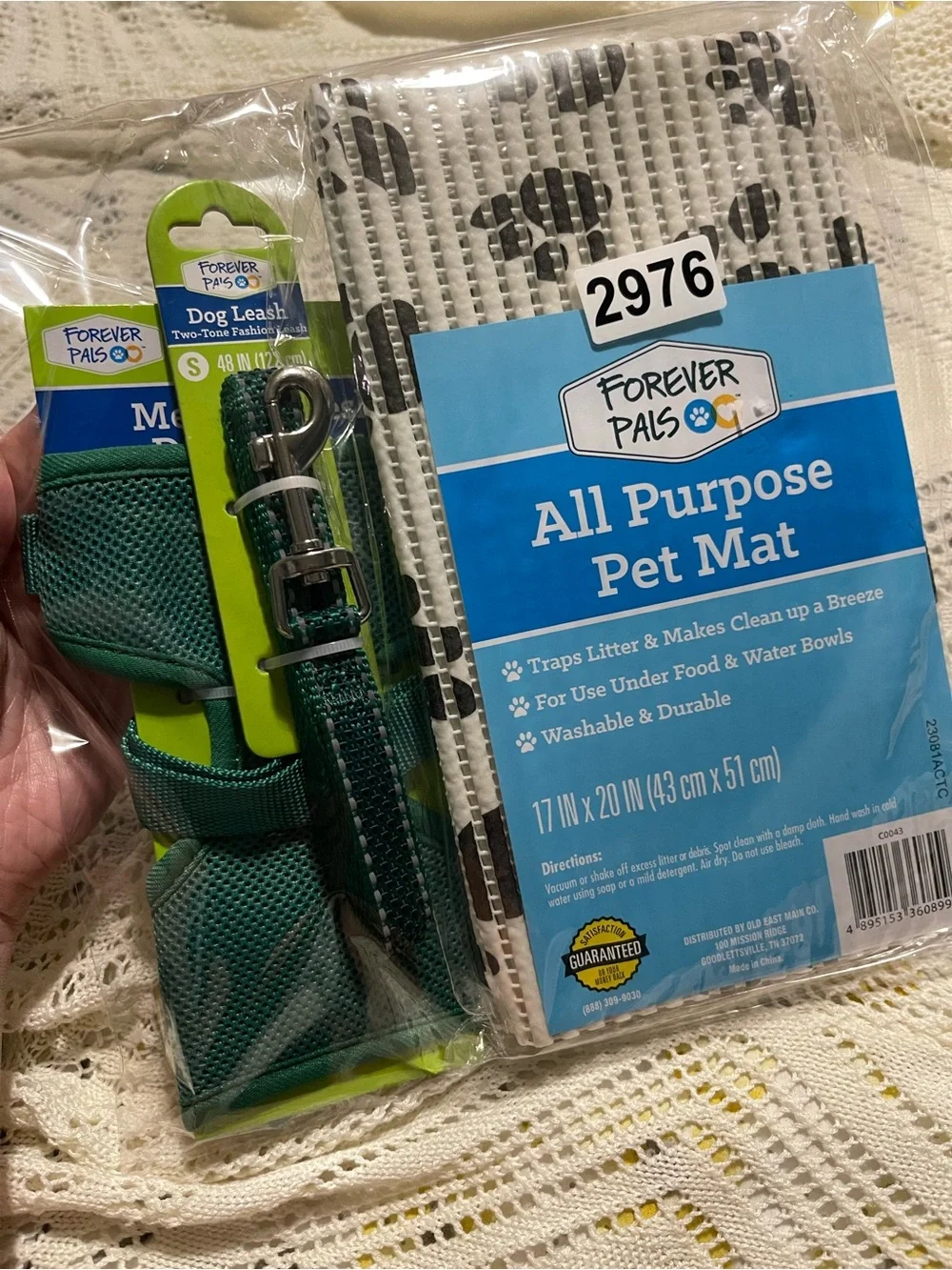 3 piece pet set. Pet Mat, 48” Dog Leash, and Medium Mesh Dog Harness GREEN #2976